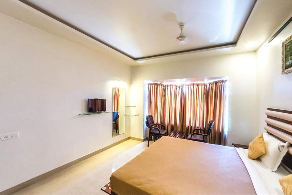 King Paradise Hotel Tiruchirappalli Exterior photo